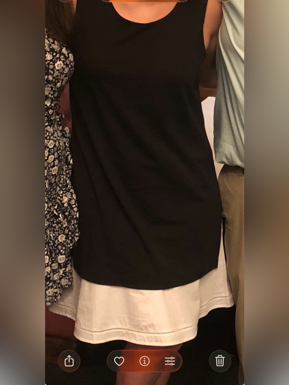 “Theory” Black & White Shift Day Dress! 👗 - Picture 2 of 6